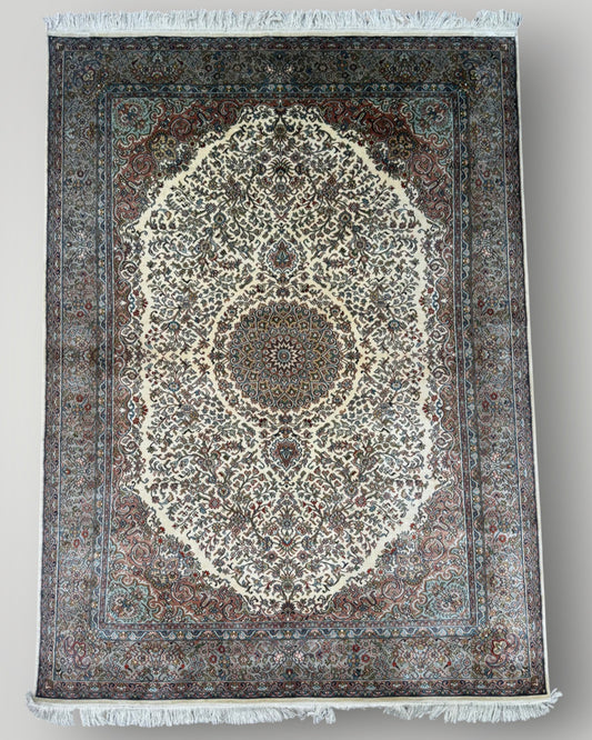5 FT × 7 FT Kashaan Silk On Silk Hand Knotted Carpet