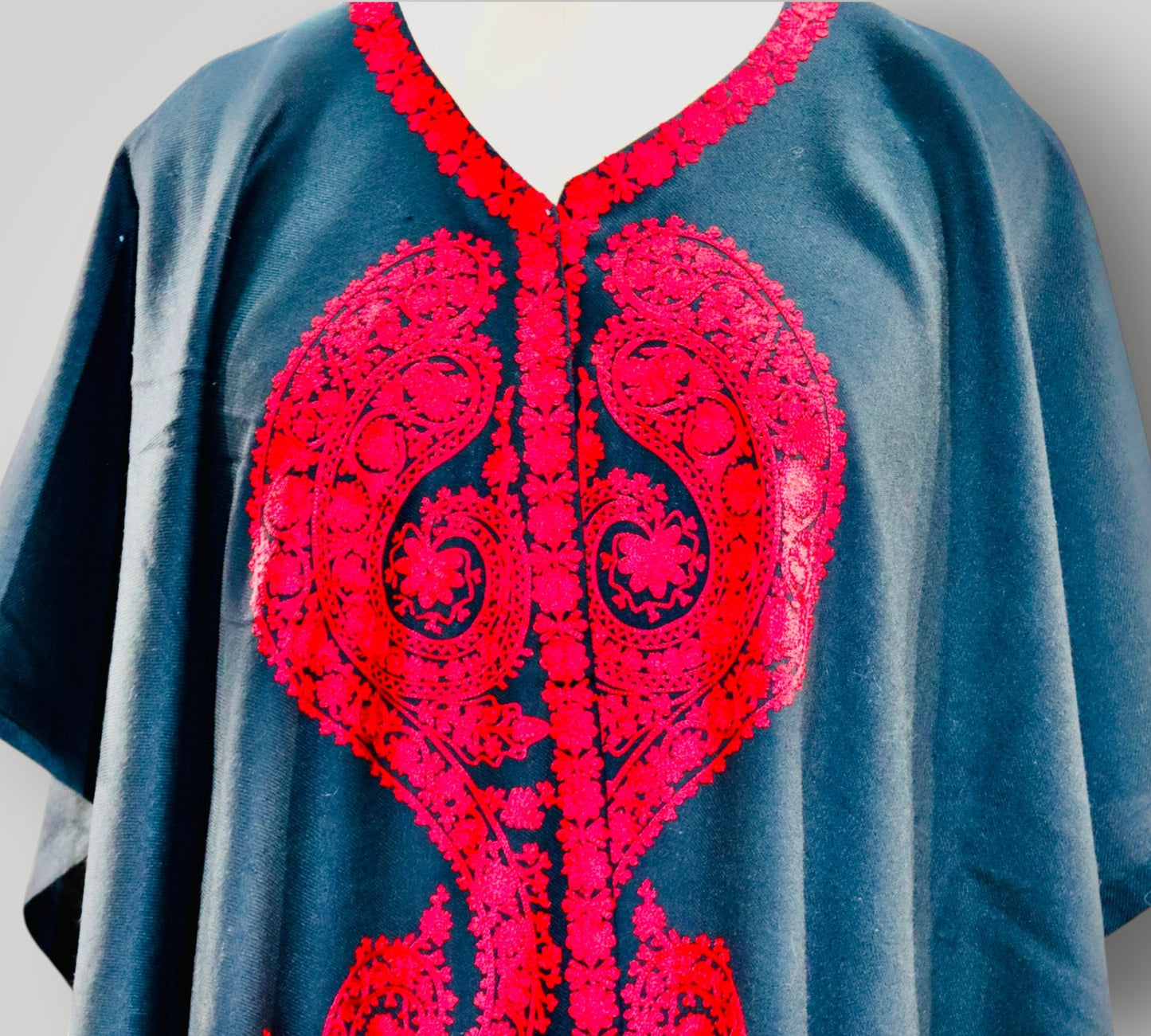 Black Red Design Cashmere Ari Paisley Cape Shawl