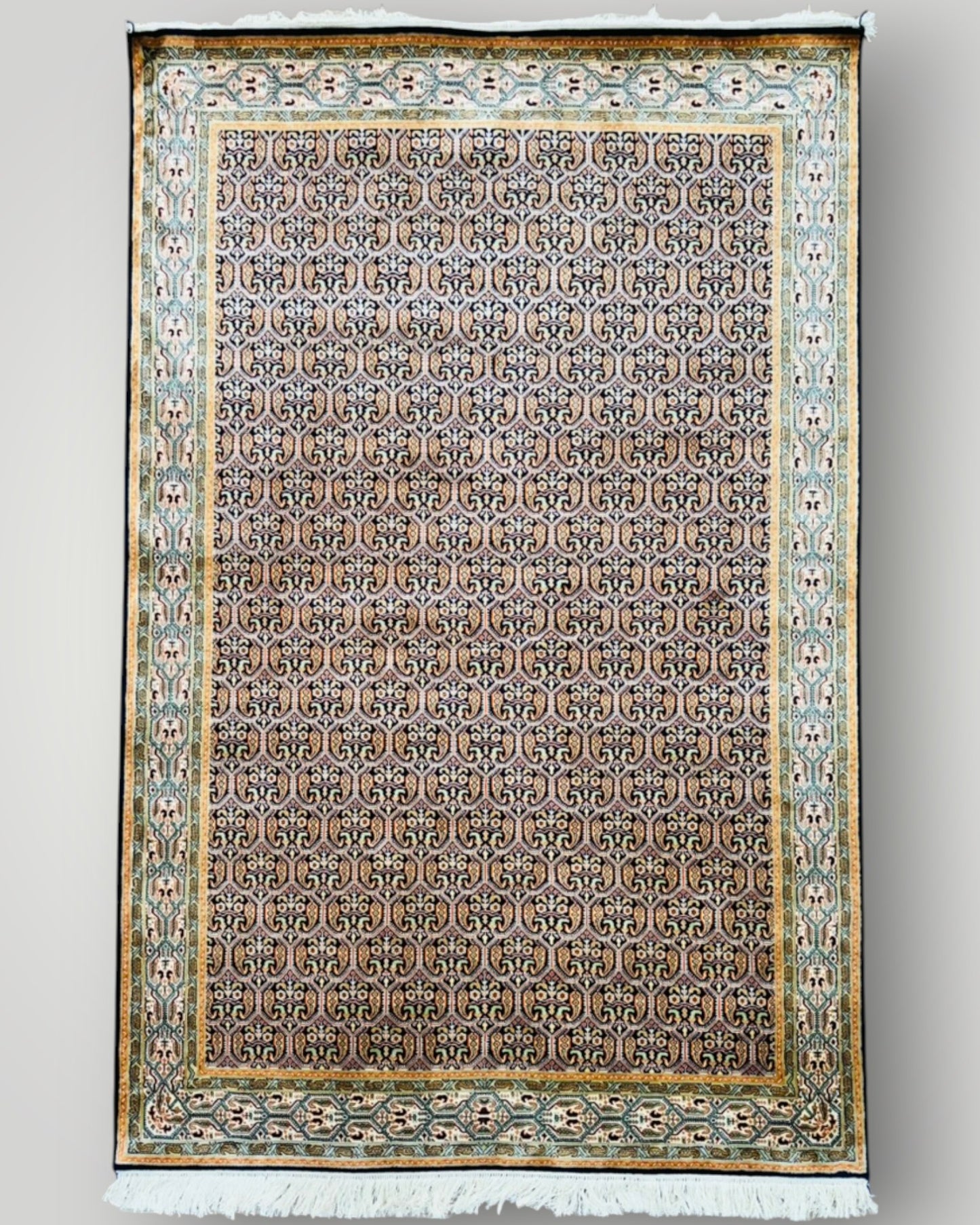 6 FT × 4 FT Sinah Fine Silk On Silk Hand Knotted Carpet