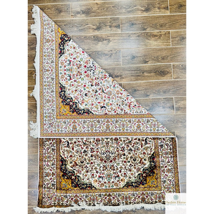 Silk Kashaan Carpet