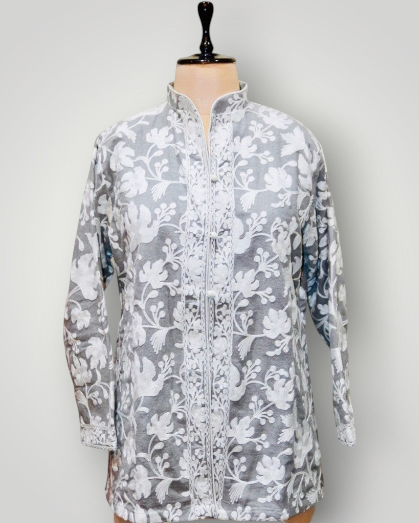 White Cashmere Ari Jali Short Jacket