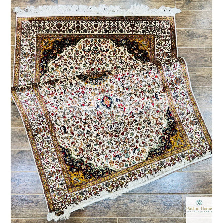 Silk Kashaan Carpet