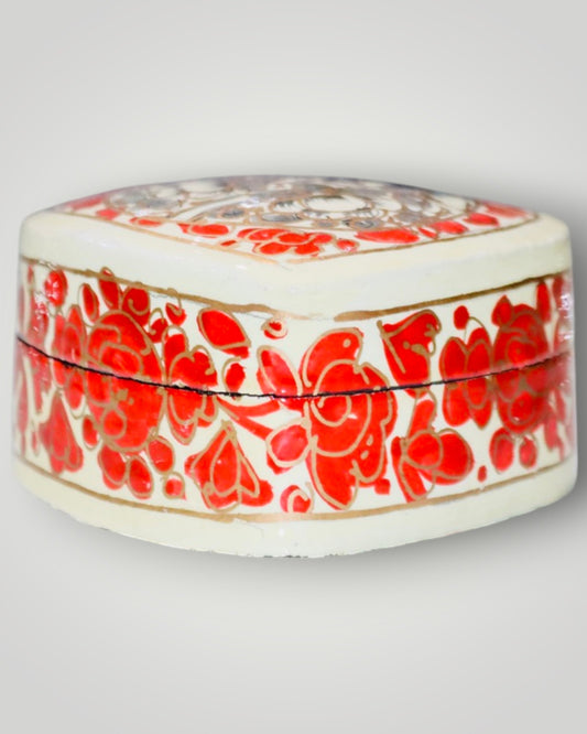 White Paper Mache Poshkaar Design Heart Box