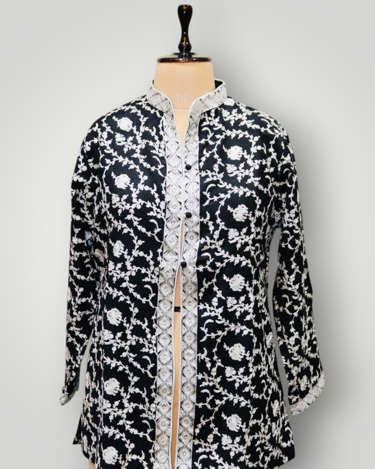 Black Cashmere Ari Short Black Jacket
