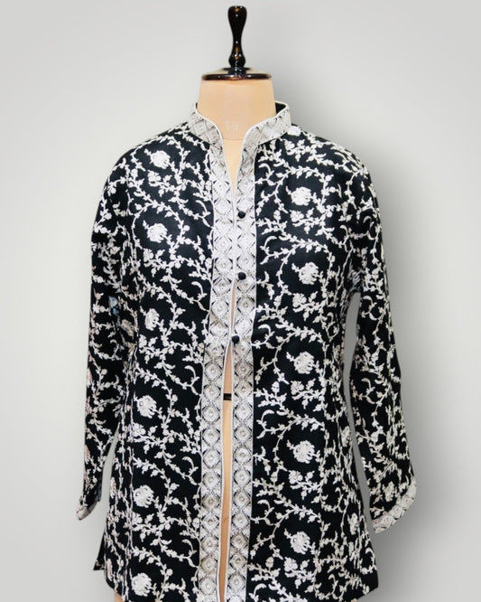 Black Cashmere Ari Short Black Jacket