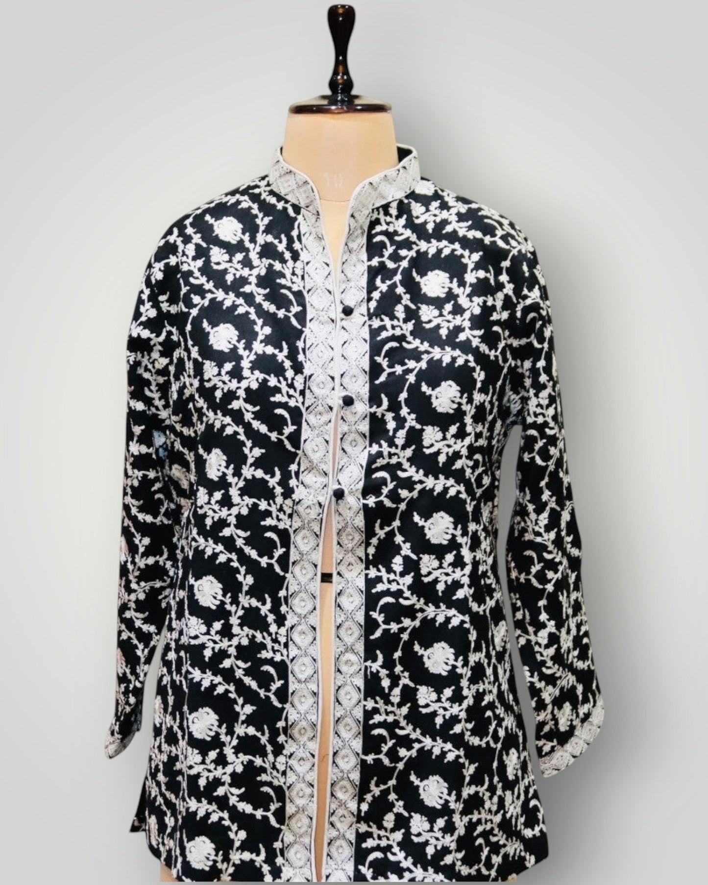 White Cashmere Ari Jali Short Jacket
