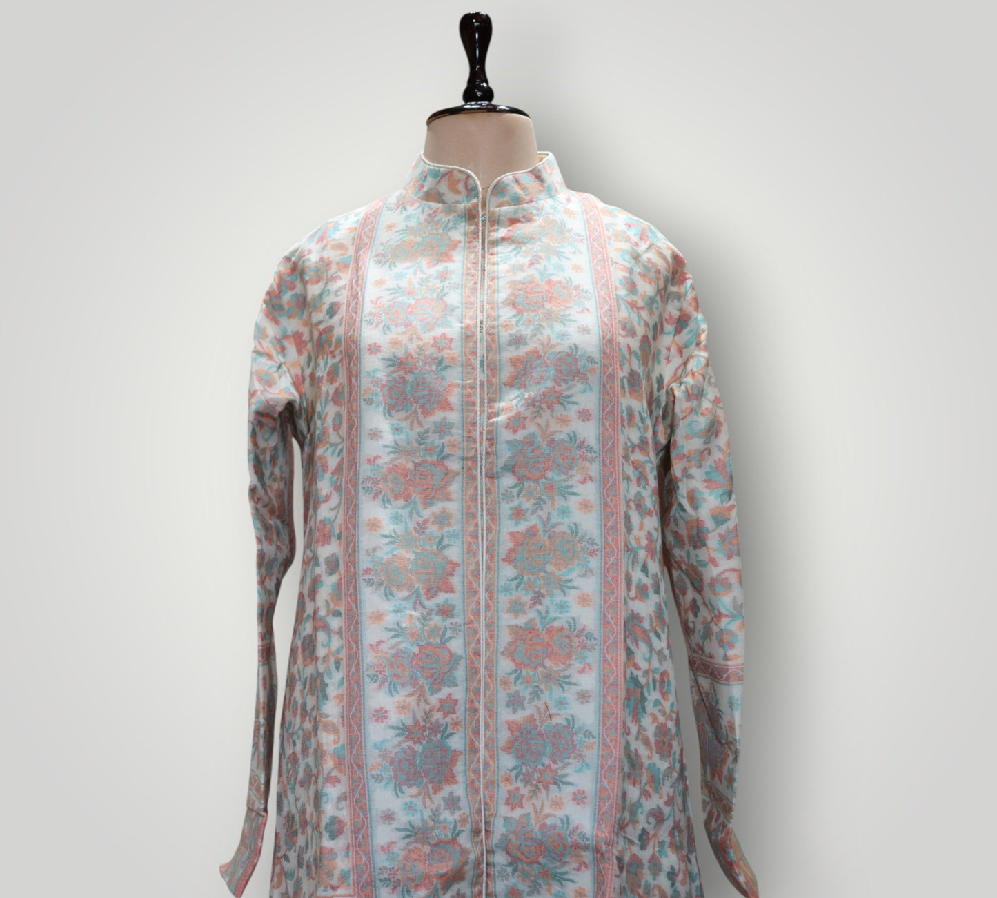 Beige Fine Wool Kani Handwoven Coat