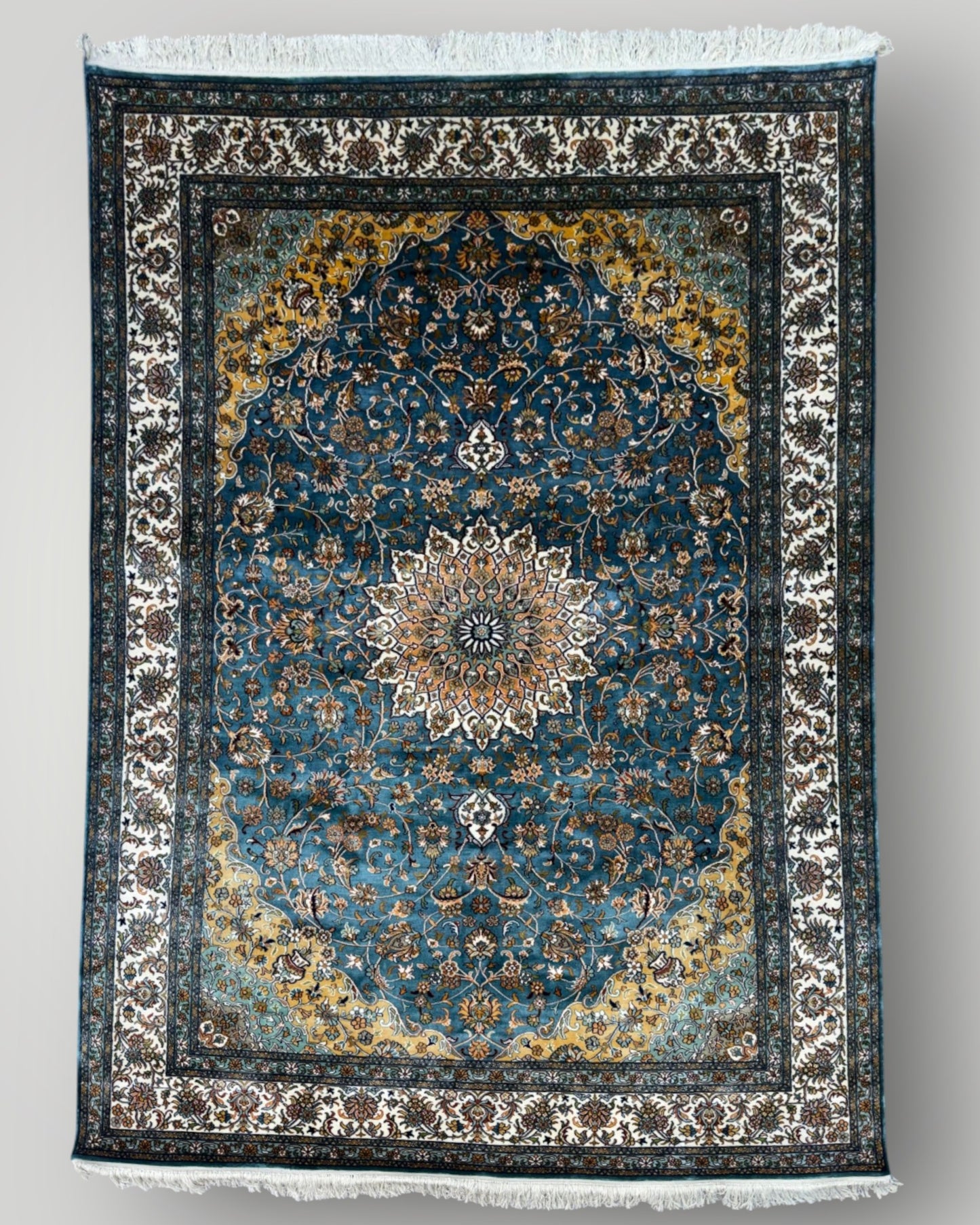 5 FT × 7 FT Kashaan Silk On Silk Hand Knotted Carpet
