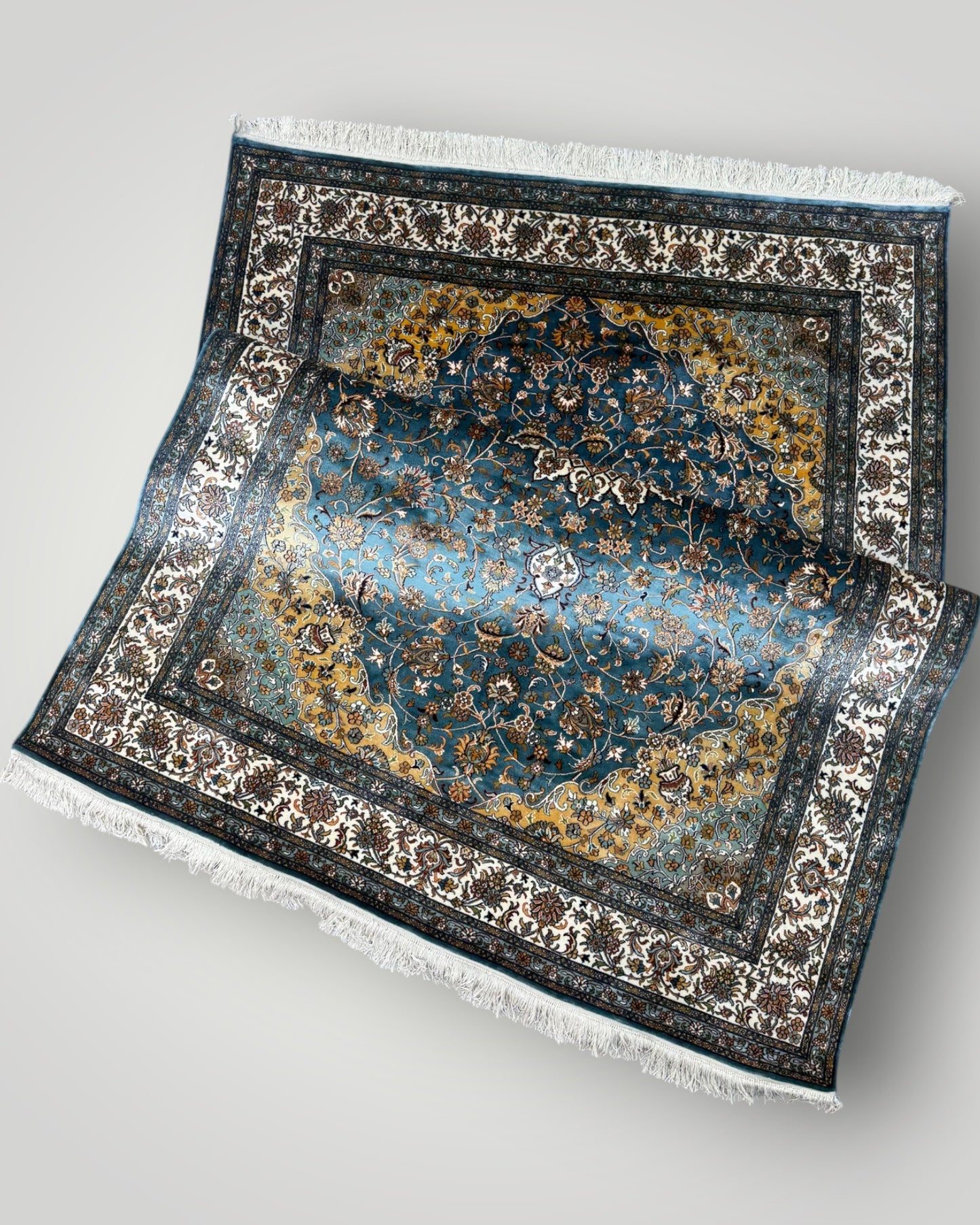 5 FT × 7 FT Kashaan Silk On Silk Hand Knotted Carpet