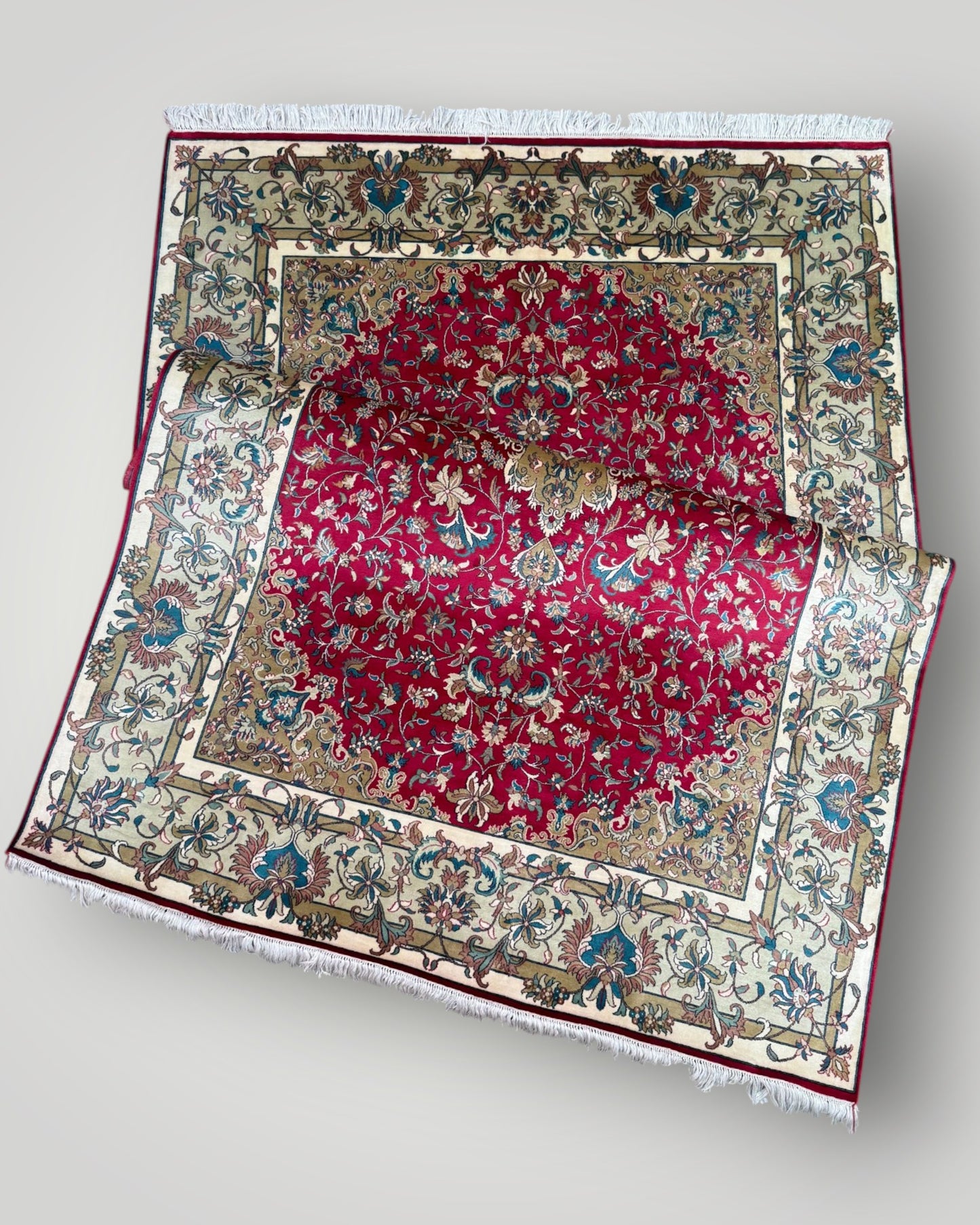 5 FT × 7 FT Kashaan Silk On Silk Hand Knotted Carpet