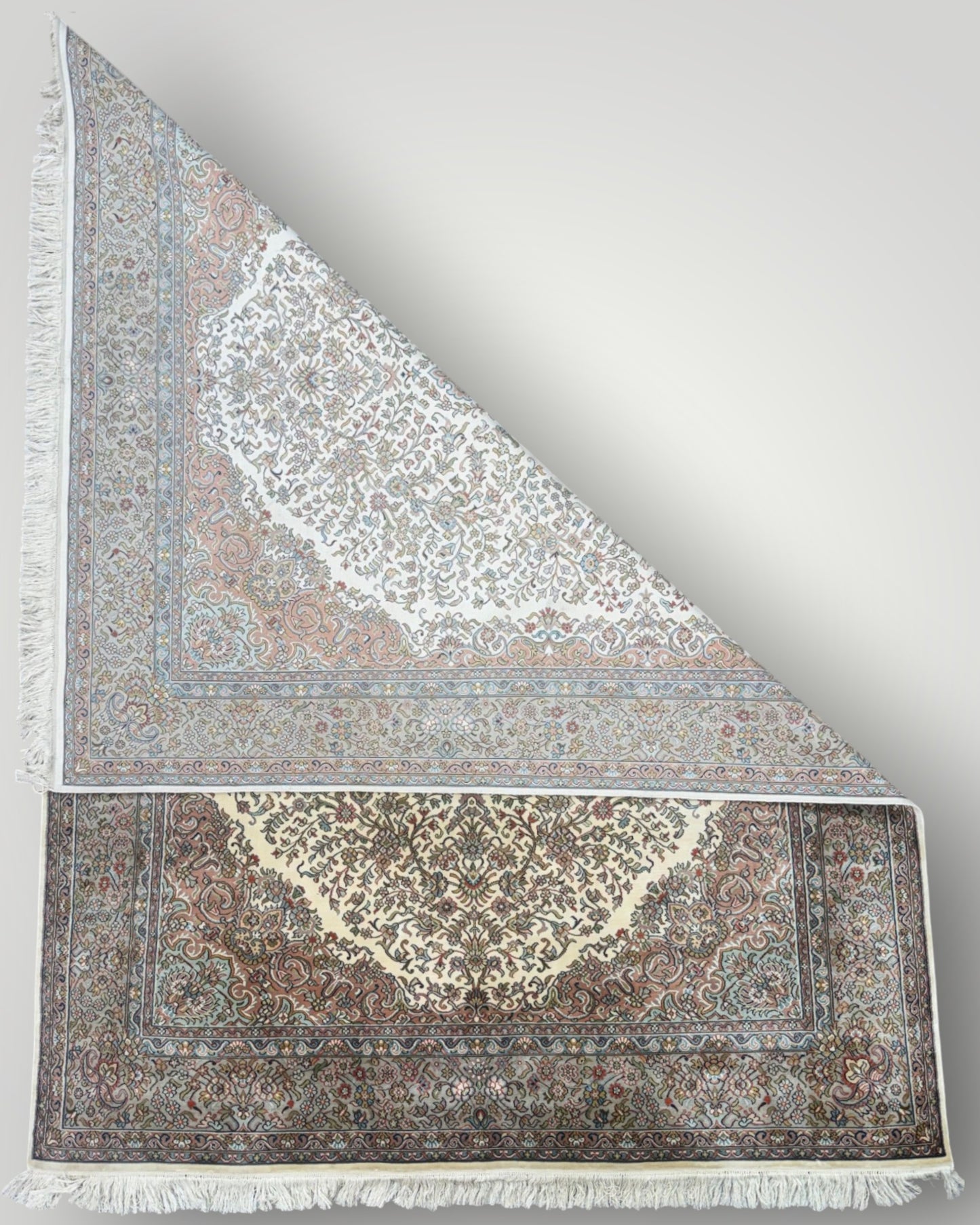 5 FT × 7 FT Kashaan Silk On Silk Hand Knotted Carpet