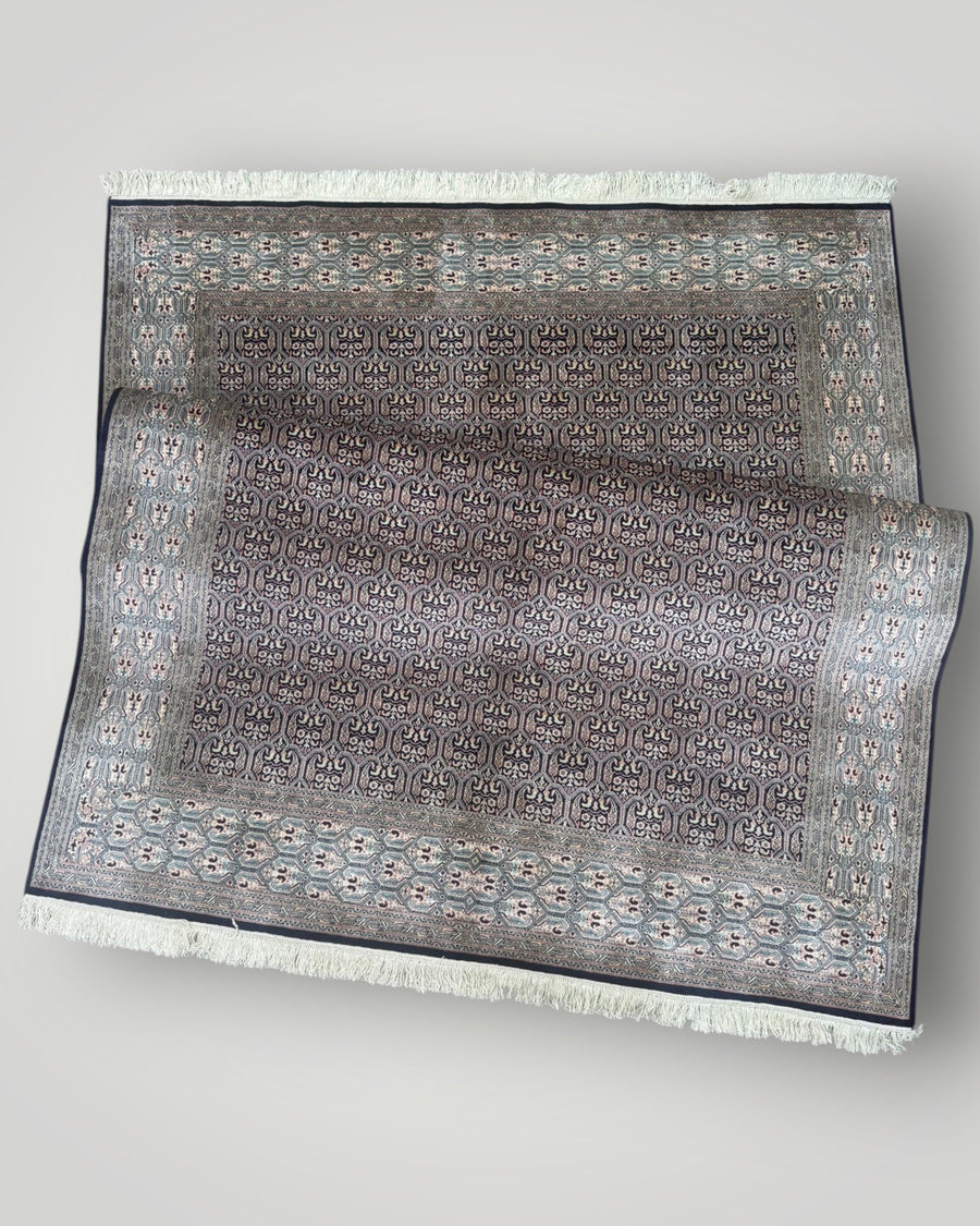 5 FT × 7 FT Sinah Silk On Silk Hand Knotted Carpet
