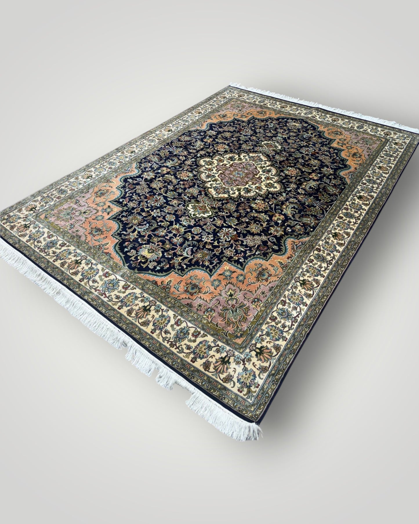 5 FT × 7 FT Kashaan Silk On Silk Hand Knotted Carpet
