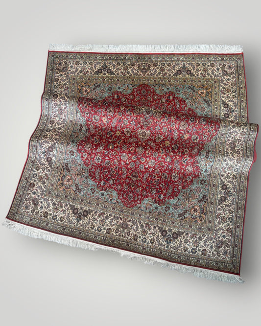 5 FT × 7 FT Kashaan Silk On Silk Hand Knotted Carpet