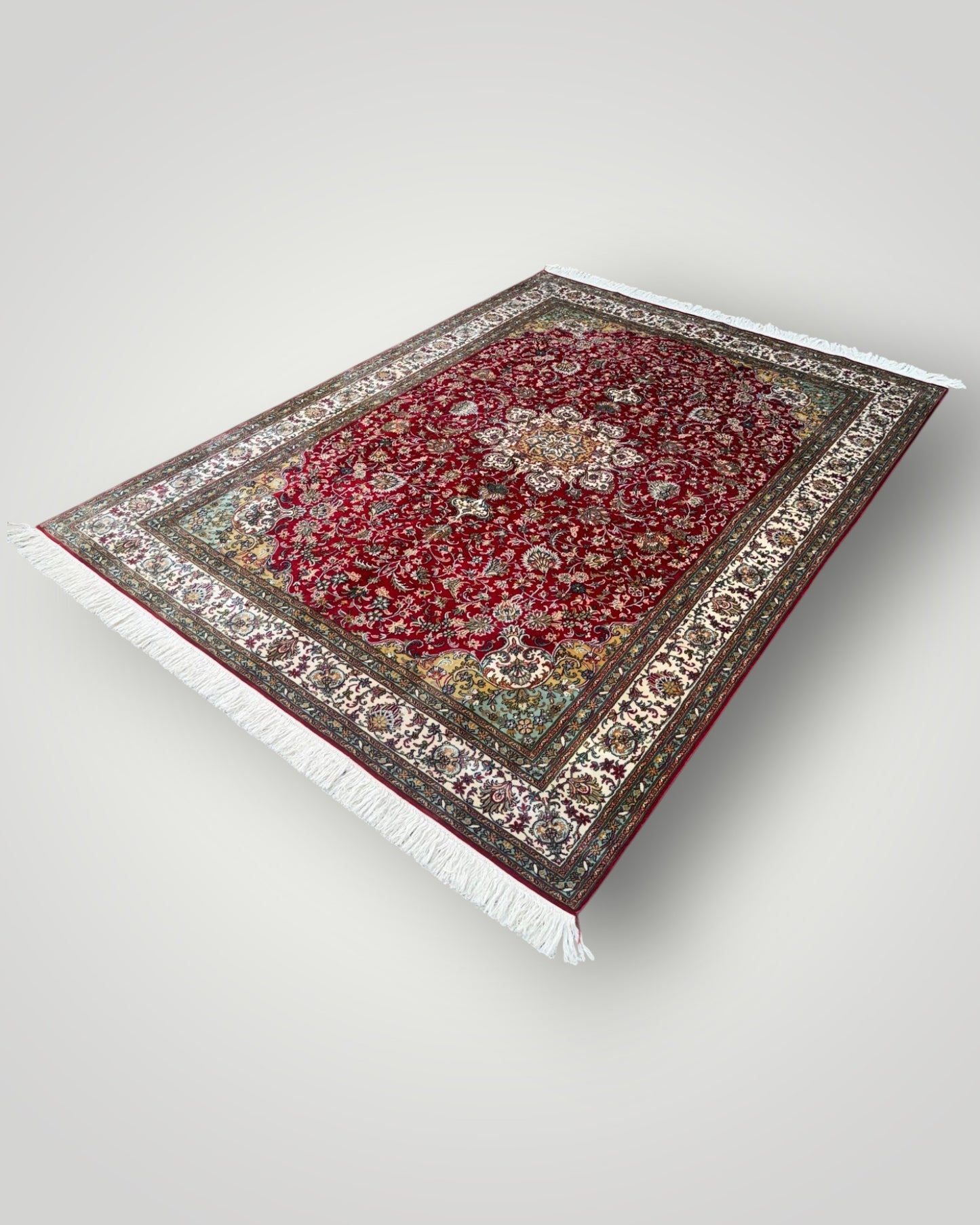 5 FT × 7 FT Kashaan Silk On Silk Hand Knotted Carpet