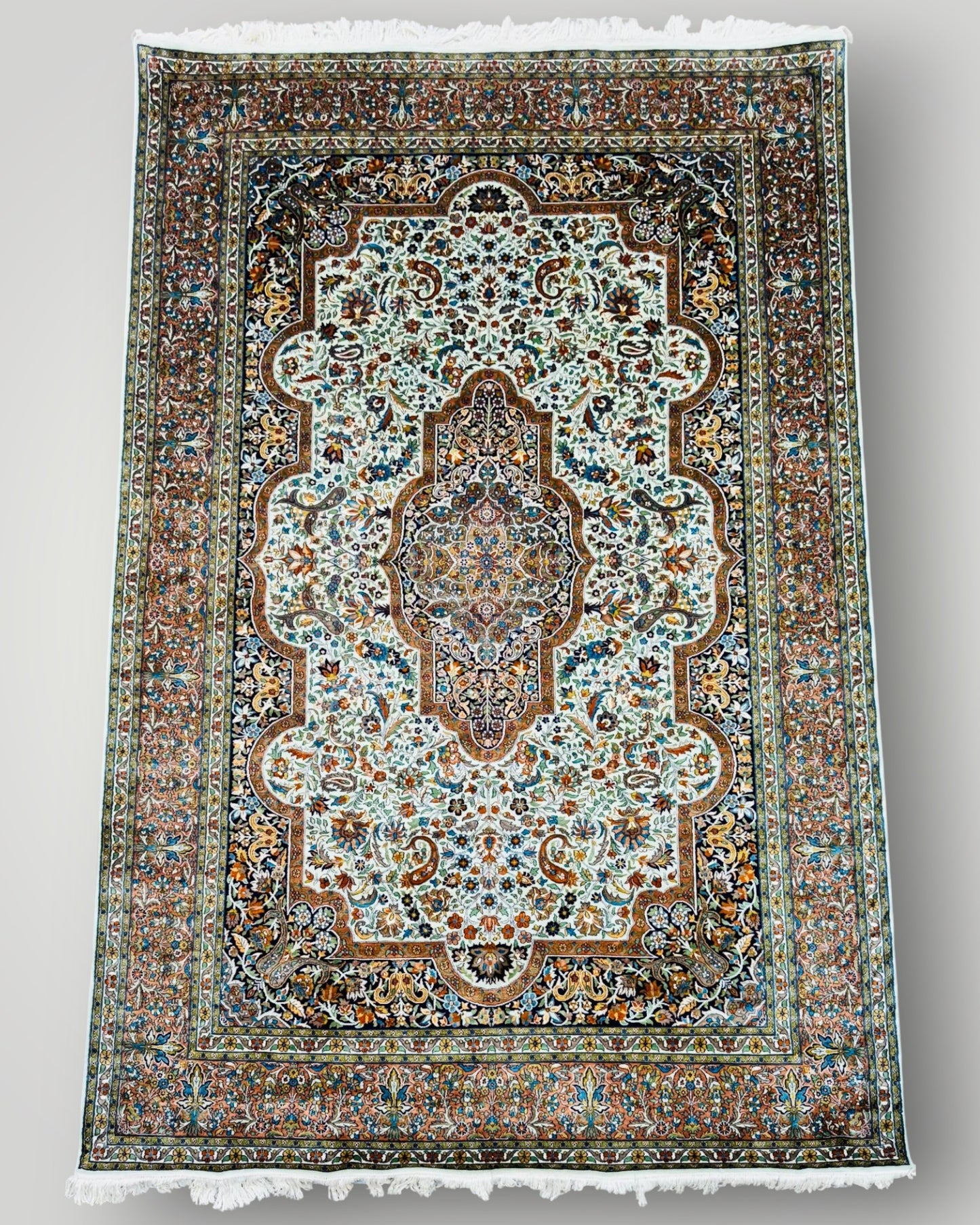 6 FT × 9 FT Kashaan Fine Silk On Silk Hand Knotted Carpet